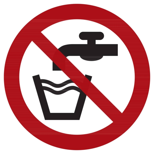 Segnali di divieto Acqua non potabile