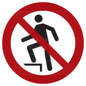 Segnali di divieto Vietato salire